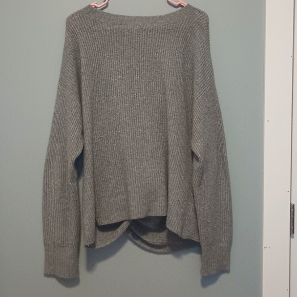 Offline by Aerie Grey knit sweater, with a knot in front - Picture 2 of 3